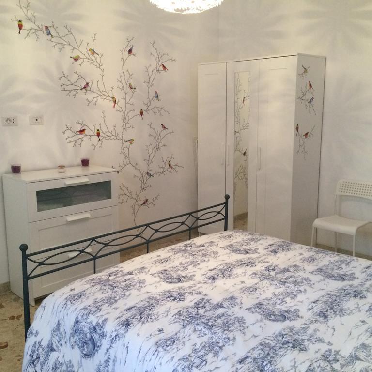 Four Seasons Holiday House Apartment